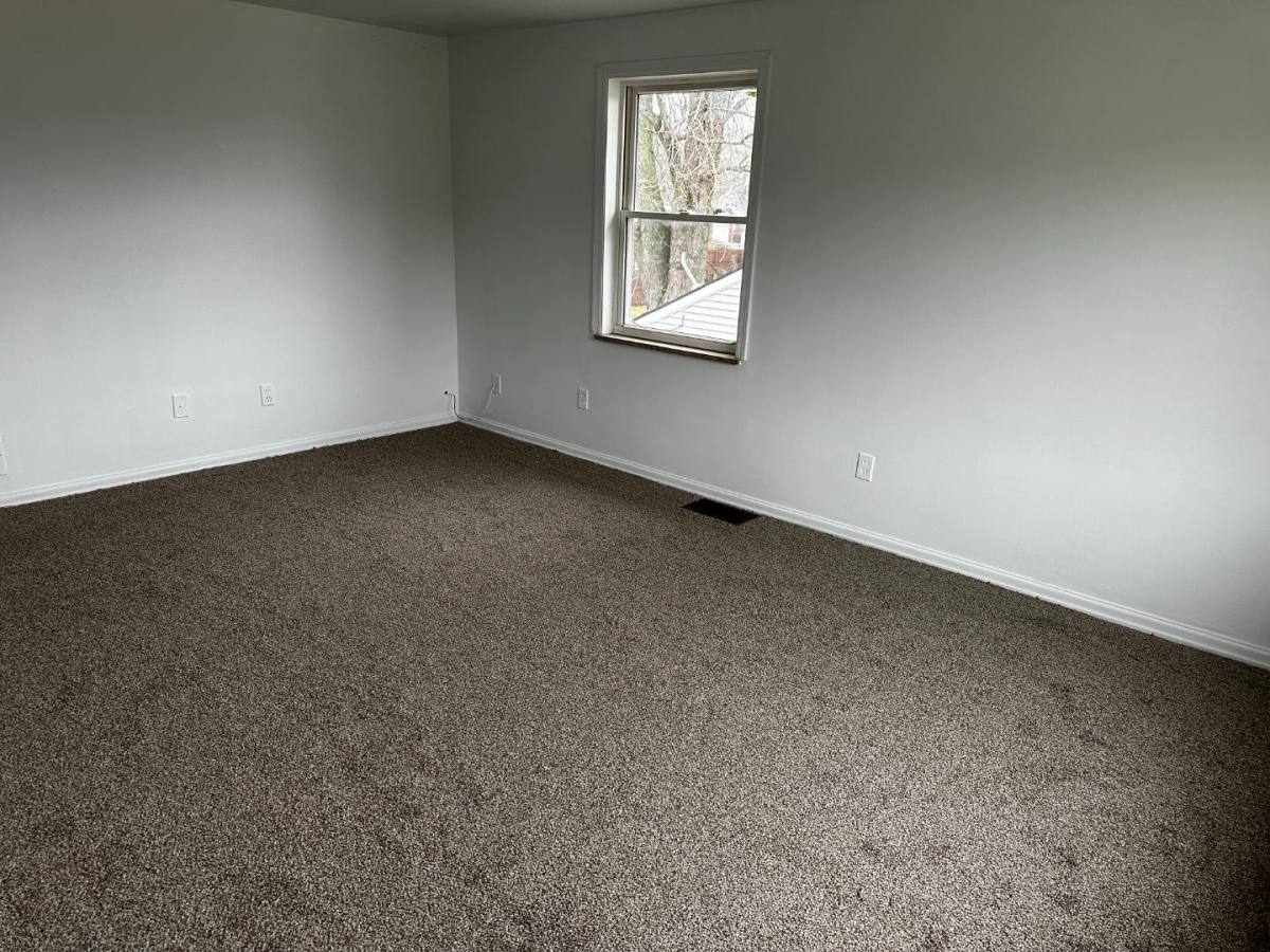 Apartment for rent at 9070 Lew Wallace Dr #9068 Top, Brookville, IN 47012