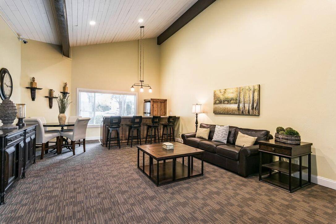Apartment for rent at Redwood Park, 4103 W 18th Ave, Eugene, OR 97402