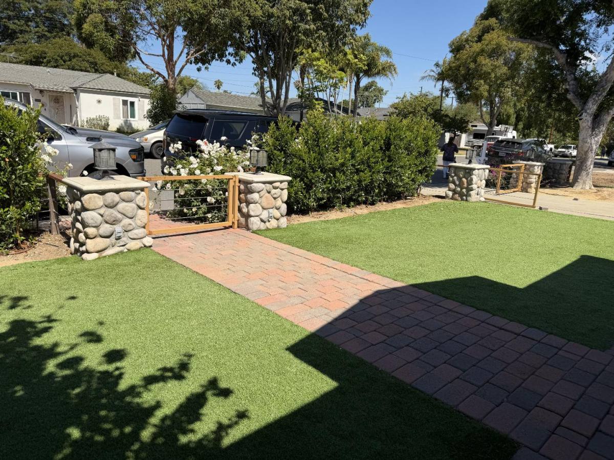 House for rent at 2020 Continental Ave, Costa Mesa, CA 92627