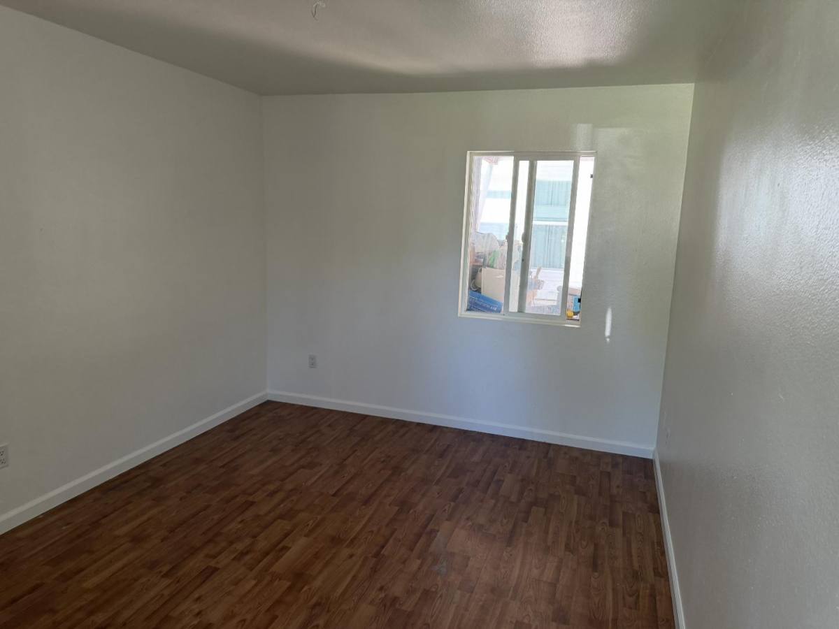 House for rent at 2020 Continental Ave, Costa Mesa, CA 92627
