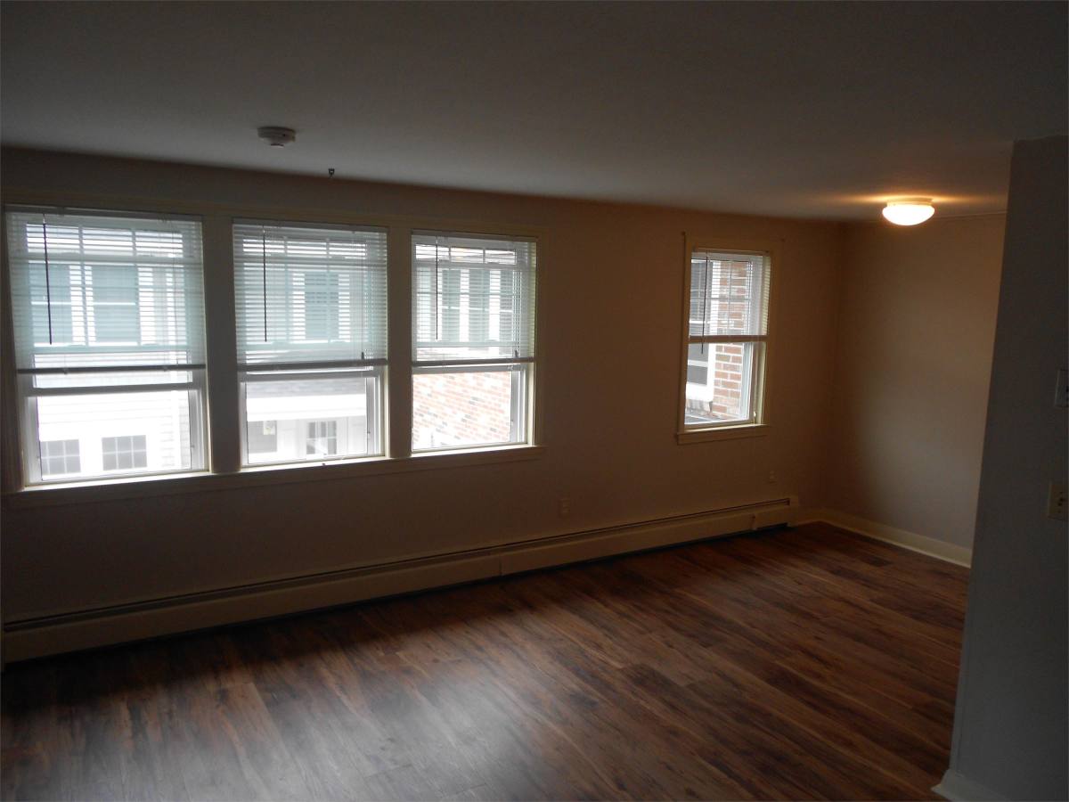 Apartment for rent at 70 Center St, Dennis Port, MA 02639