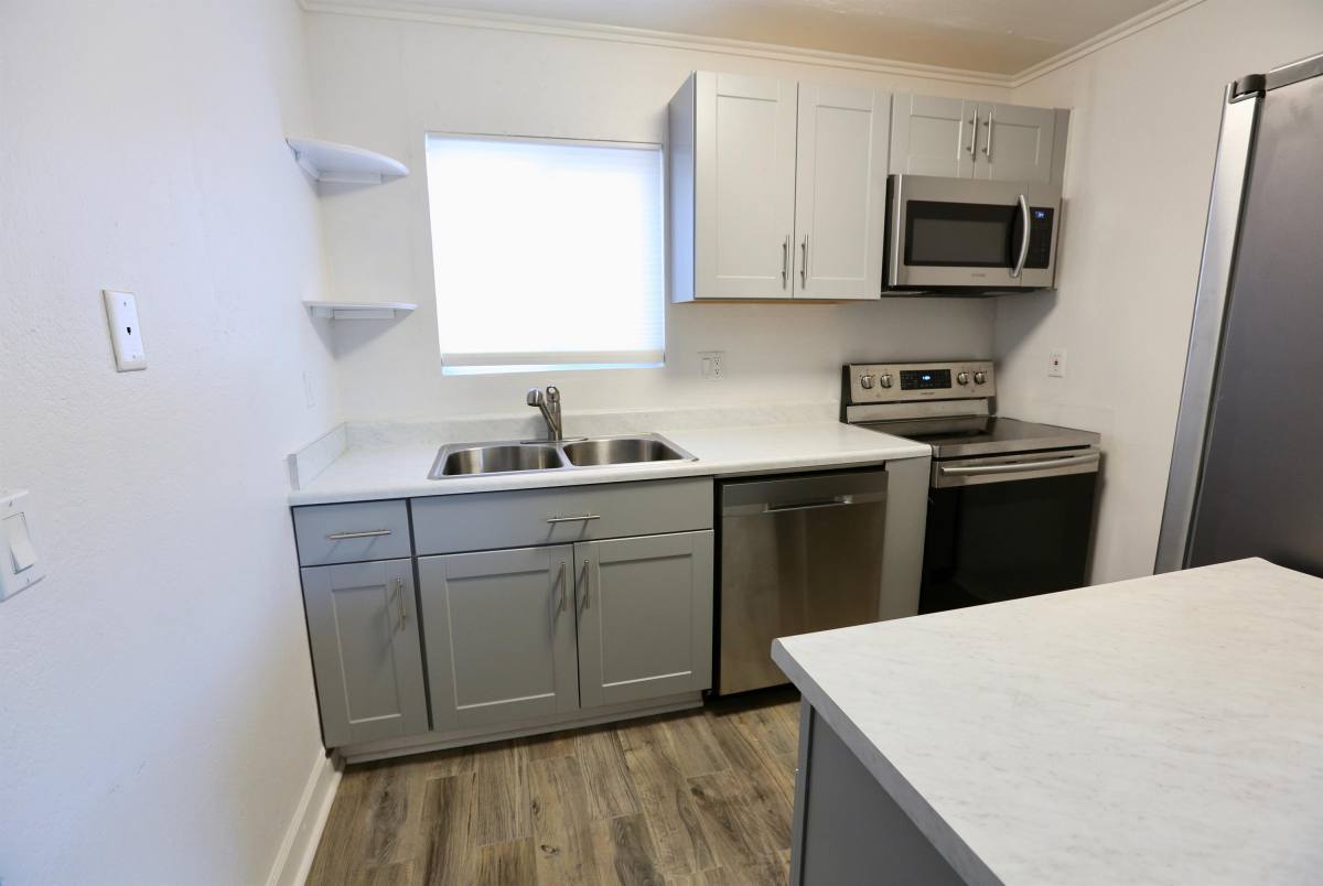 House for rent at 1169 N Escondido Blvd, Escondido, CA 92026
