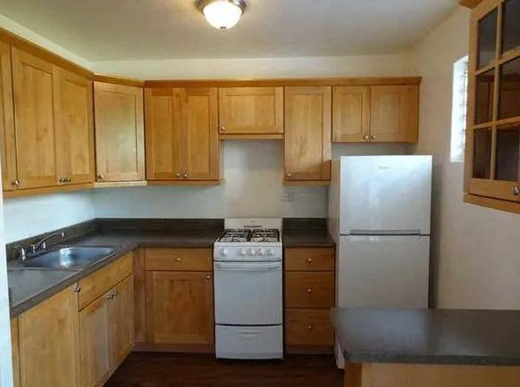 Apartment for rent at Moana Vista, 1720 Ala Moana Blvd, Honolulu, HI 96815