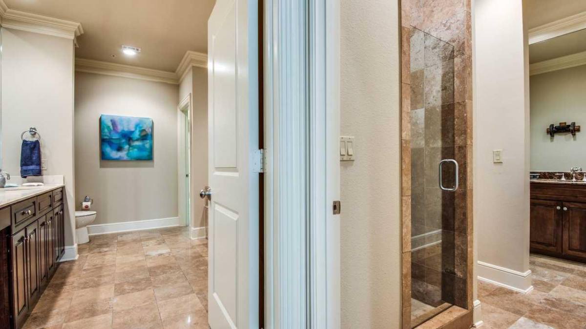 Apartment for rent at Drexel Park Hollow, 6535 Bandera Avenue, 1E, Dallas, TX 75225