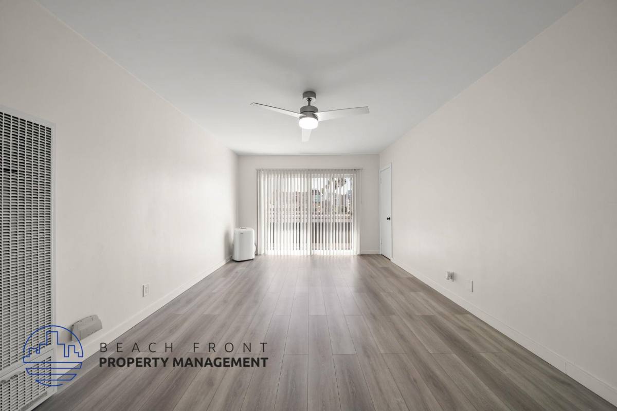 Apartment for rent at Le Roi, 254 S Normandie Ave, Los Angeles, CA 90004