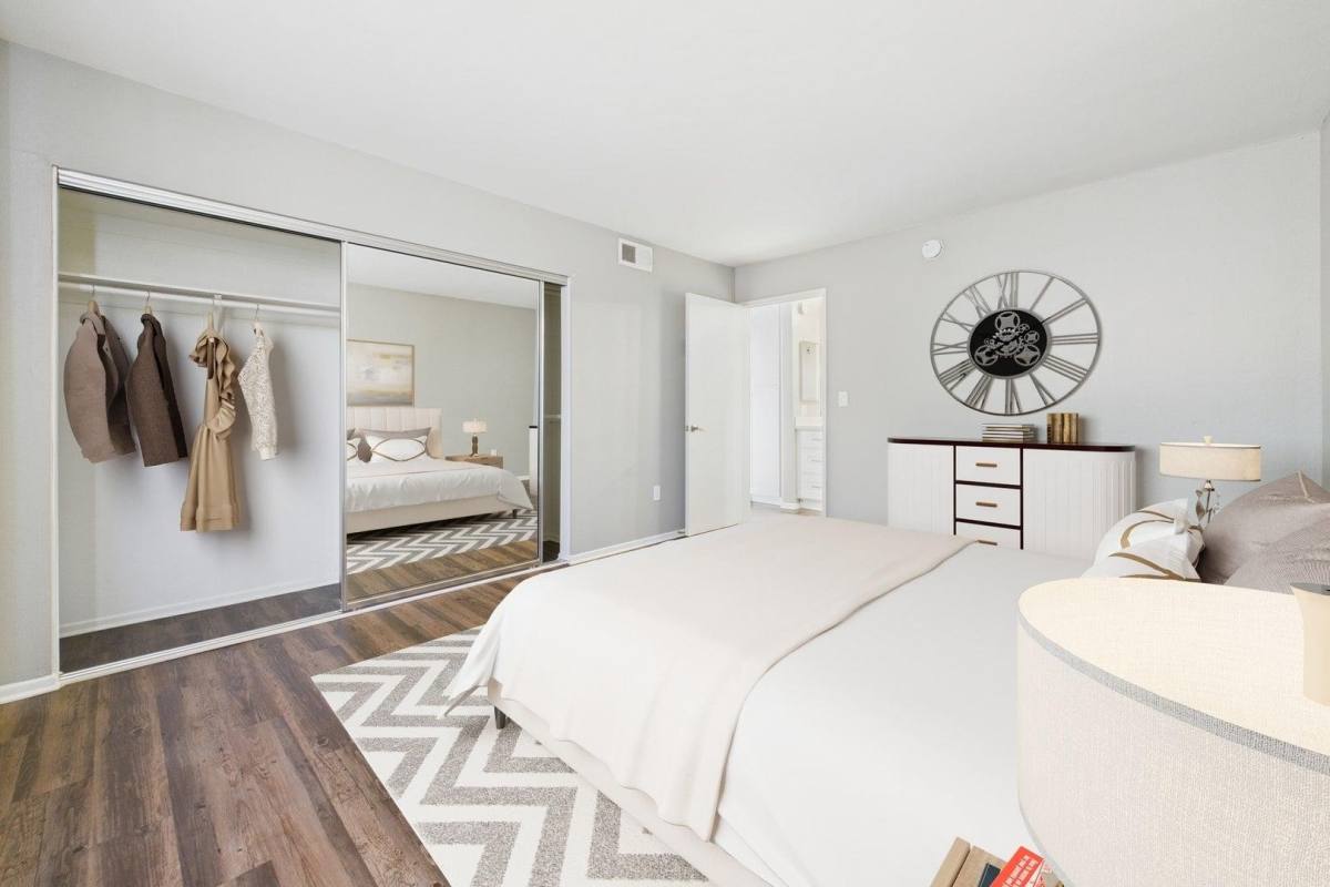 Apartment for rent at 1807 North Las Palmas Avenue, 1807 N Las Palmas #306, Los Angeles, CA 90028