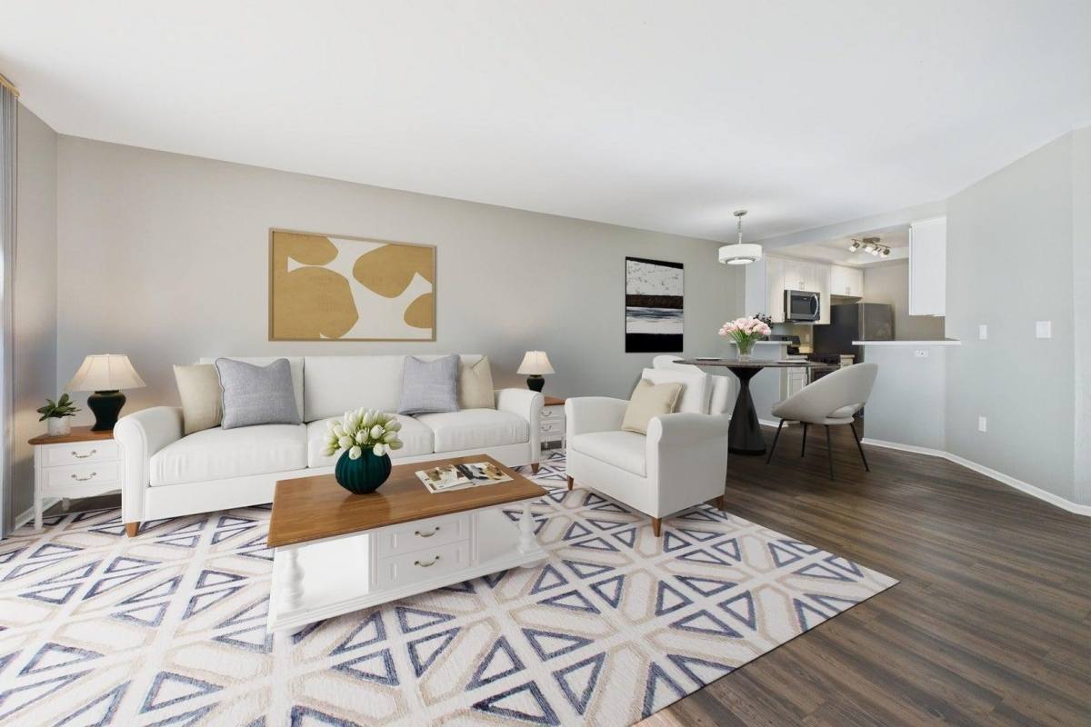 Apartment for rent at 1807 North Las Palmas Avenue, 1807 N Las Palmas #306, Los Angeles, CA 90028