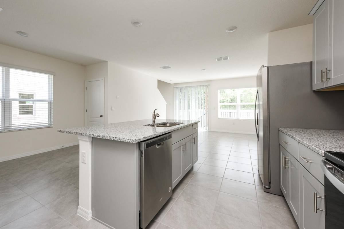 Townhouse for rent at 41 Bella Oaks Dr, Port Orange, FL 32129