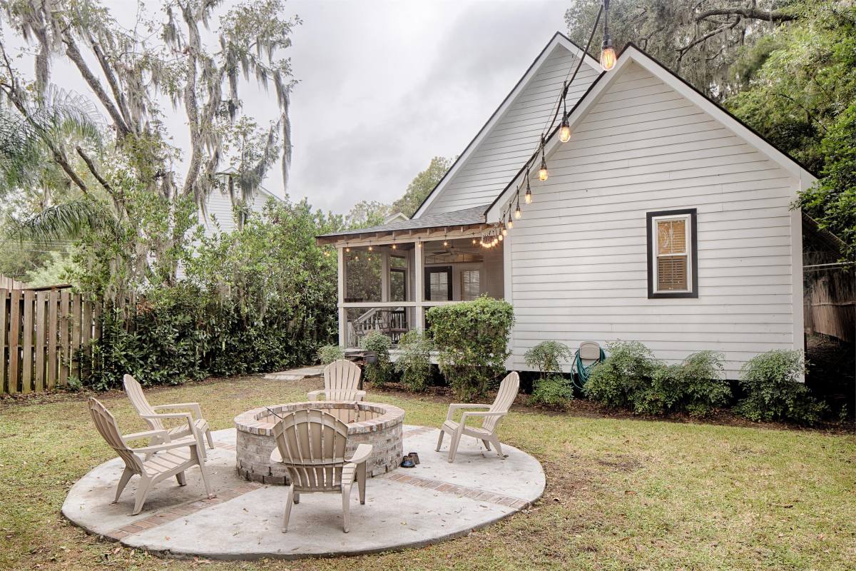 House for rent at Thndrblt Colleg, 3206 Robertson, Savannah, GA 31404