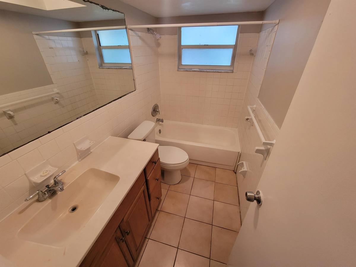 House for rent at 3135 Pine Tree Ave, Largo, FL 33771