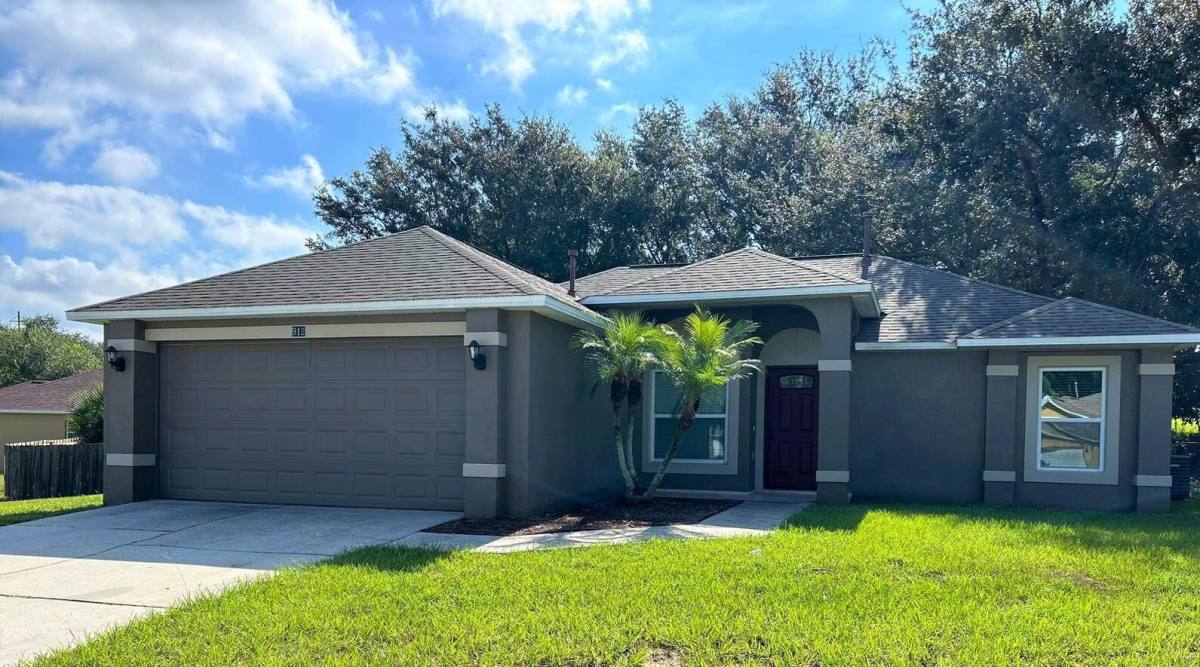 House for rent at 912 Park Valley Circle, Clermont, FL 34715