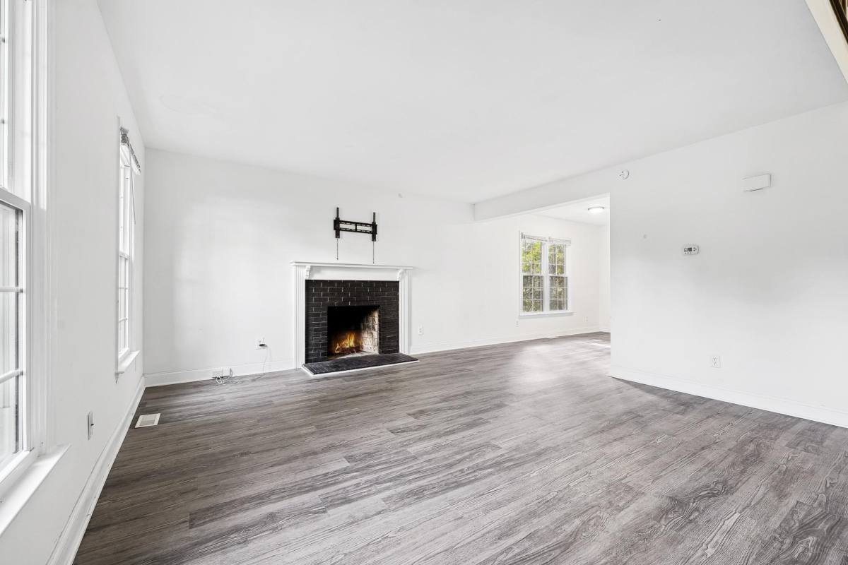 Townhouse for rent at Londonderry Townhomes, 6101 Highcastle Court #1, Raleigh, NC 27613