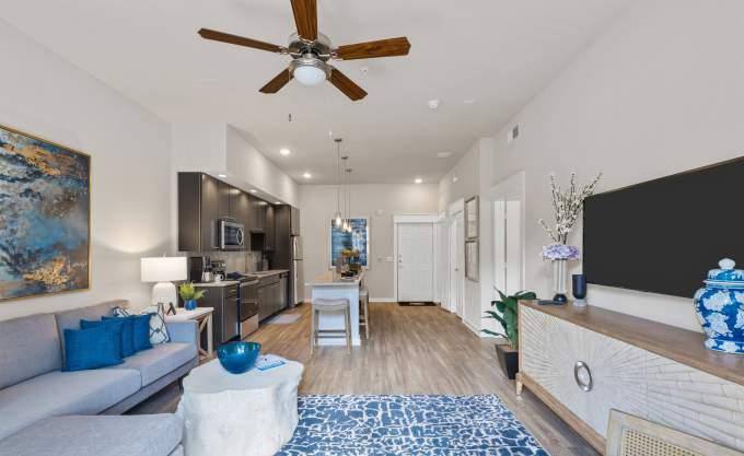 Apartment for rent at 122 Lakeview Way, Katy, TX 77494