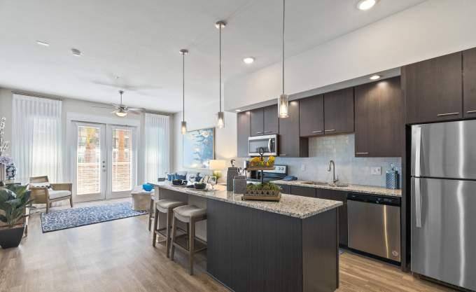 Apartment for rent at 122 Lakeview Way, Katy, TX 77494