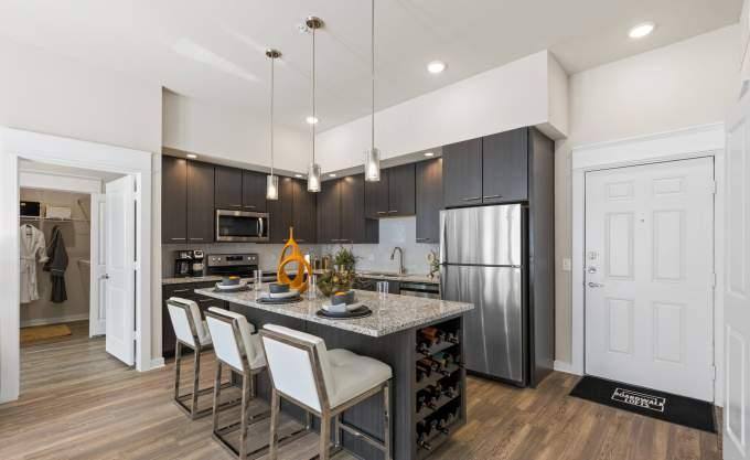Apartment for rent at 122 Lakeview Way, Katy, TX 77494