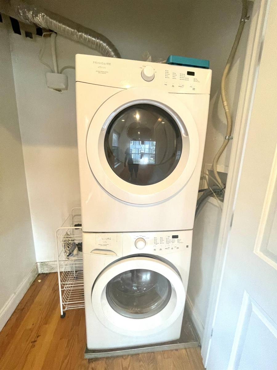 Apartment for rent at 341 Gallivan Blvd #6, Dorchester Center, MA 02124