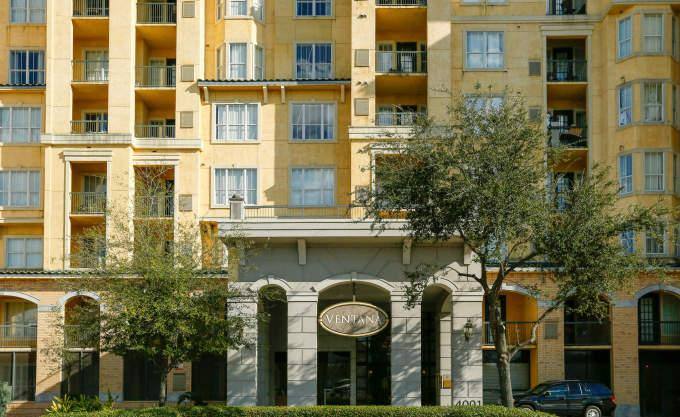Apartment for rent at 4001 Fannin St, Houston, TX 77004