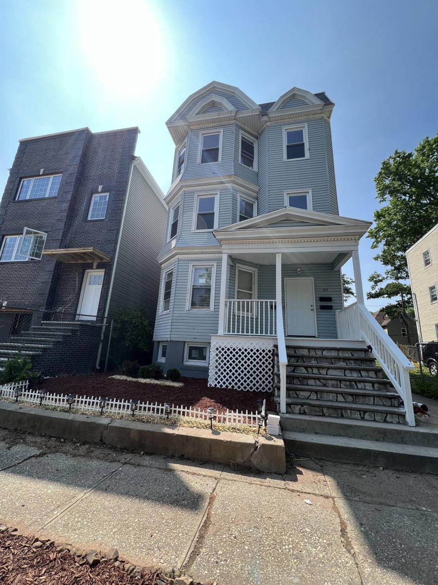 Apartment for rent at 59 N 15th St, East Orange, NJ 07017