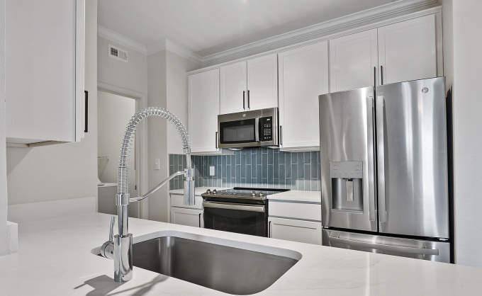 Apartment for rent at 21550 Provincial Blvd, Katy, TX 77450