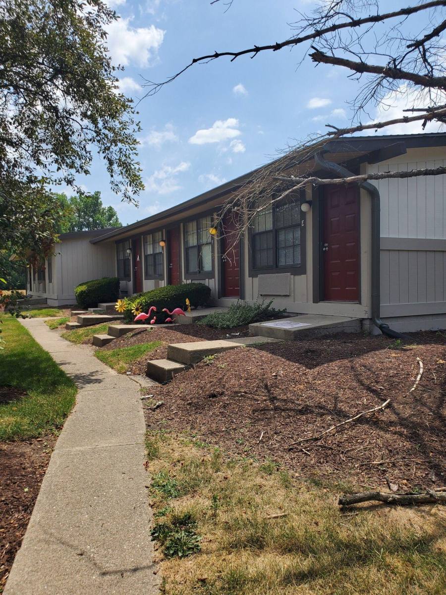 Apartment for rent at Timber Valley, 100 Sunnybrook Trail #100-E, Enon, OH 45323