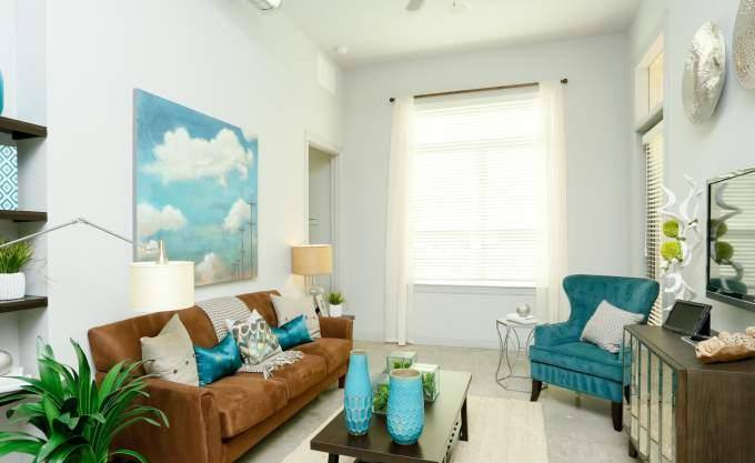 Apartment for rent at 4410 Westheimer Rd, Houston, TX 77027