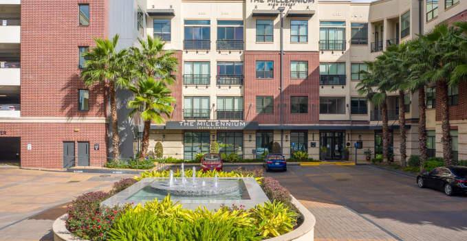 Apartment for rent at 4410 Westheimer Rd, Houston, TX 77027
