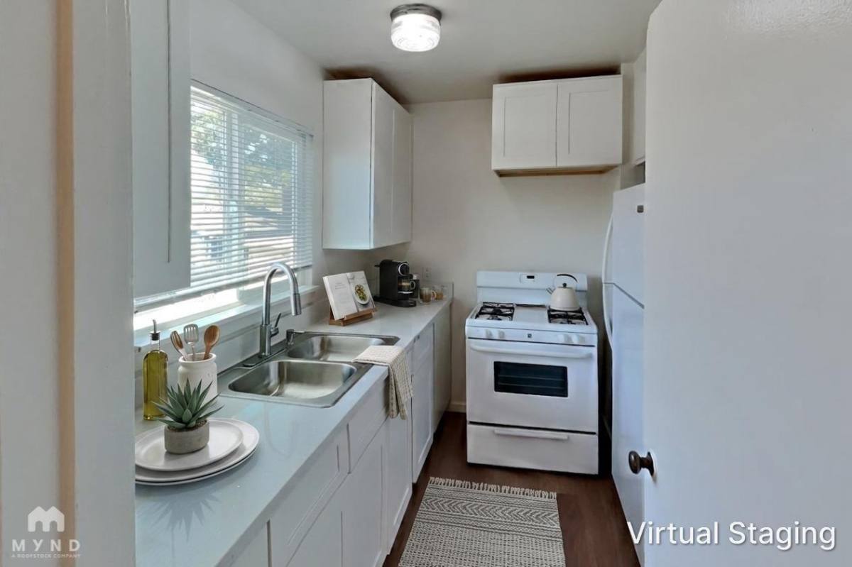 Apartment for rent at Eagle Hill, 538 Madison Ave #4, Redwood City, CA 94061