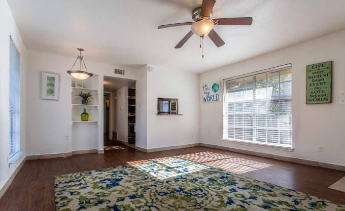 Apartment for rent at 506 S Austin St #2047, Webster, TX 77598