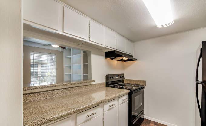 Apartment for rent at 3433 W Dallas St, Houston, TX 77019