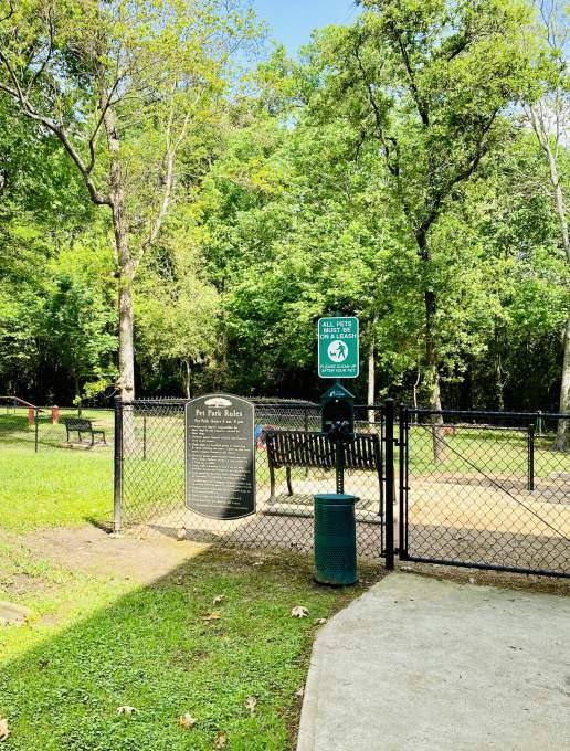 Apartment for rent at 10440 Deerwood Rd #2047, Houston, TX 77042