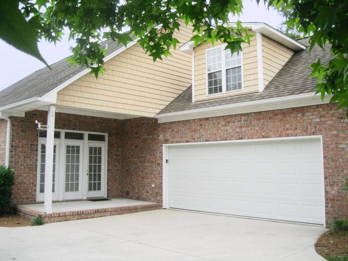 House for rent at Stratton Village, 4906 Shaftesbury Place, Wilmington, NC 28409