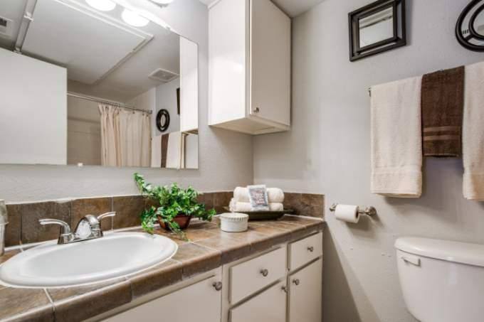 Apartment for rent at 411 Highland Cross Dr #2047, Houston, TX 77073