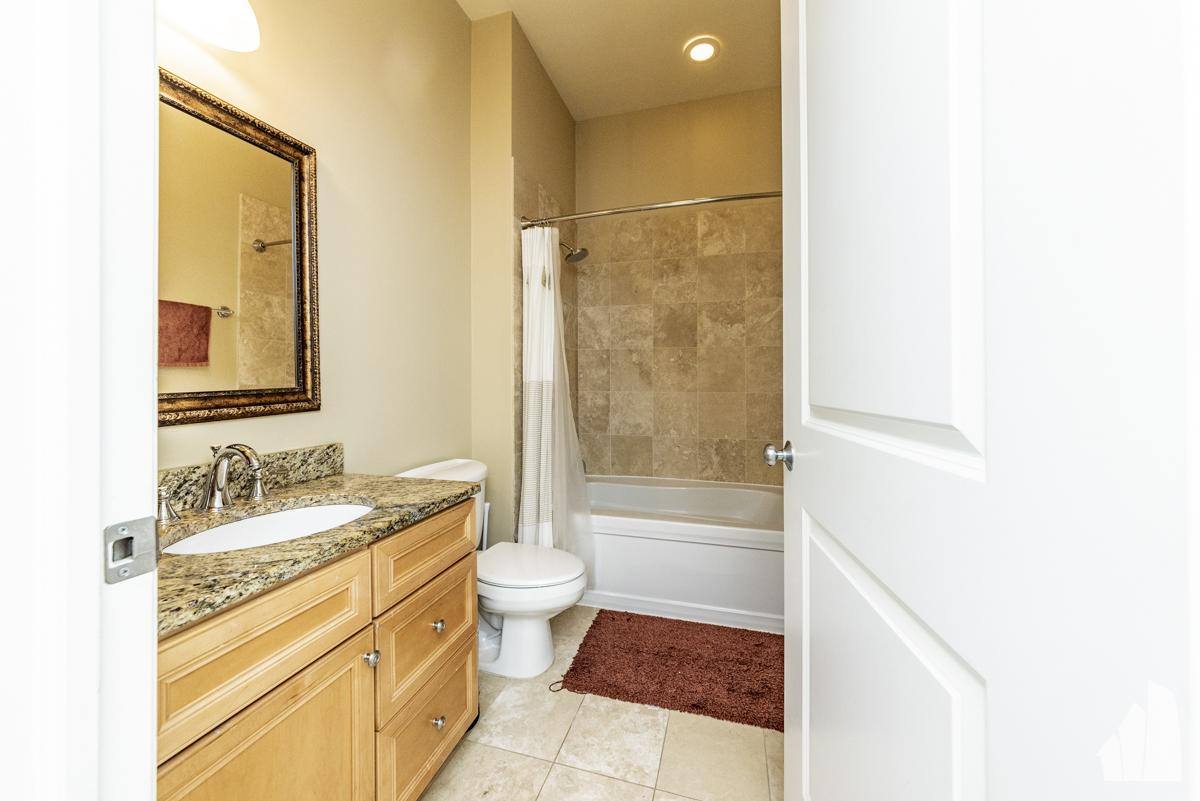 Condo for rent at 1815 N Milwaukee #201, Chicago, IL 60647