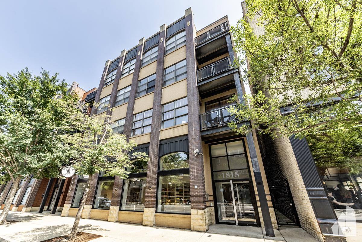Condo for rent at 1815 N Milwaukee #201, Chicago, IL 60647