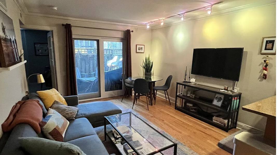 Condo for rent at 2036 N Larrabee St, Chicago, IL 60614