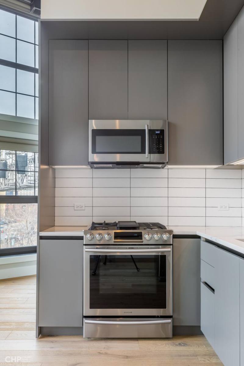 Apartment for rent at 729 N Sangamon #310, Chicago, IL 60642