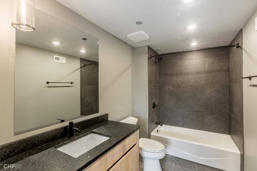 Apartment for rent at 729 N Sangamon #310, Chicago, IL 60642