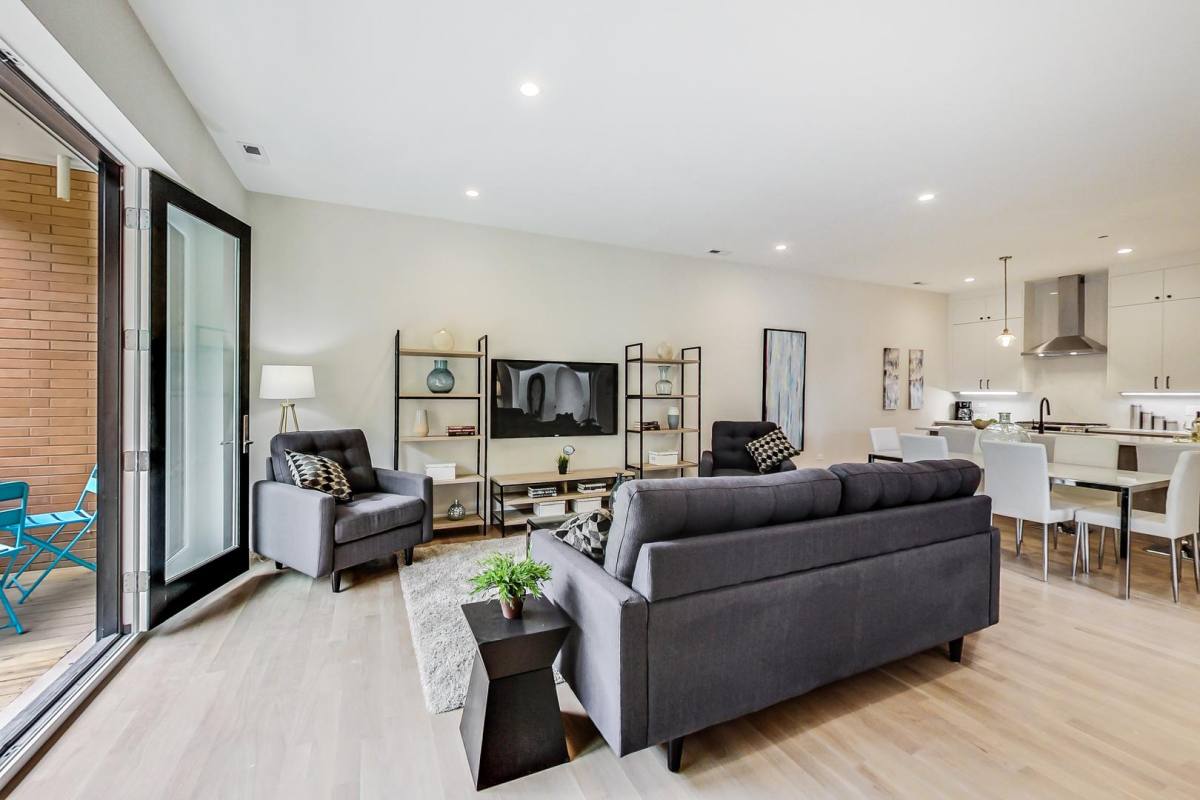 Apartment for rent at 3204 N Clifton Ave #209, Chicago, IL 60657