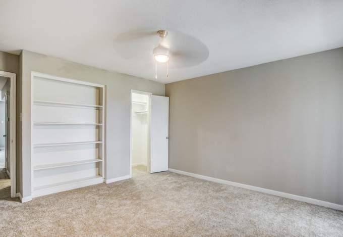 Apartment for rent at 8630 Easton Commons Dr #2047, Houston, TX 77095