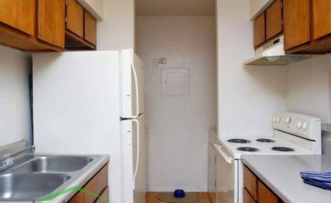 Apartment for rent at 8630 Easton Commons Dr #2047, Houston, TX 77095
