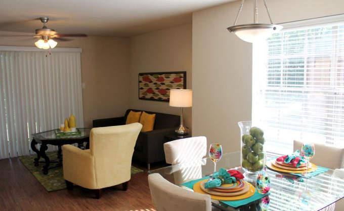Apartment for rent at 9988 Windmill Lakes Blvd, Houston, TX 77075