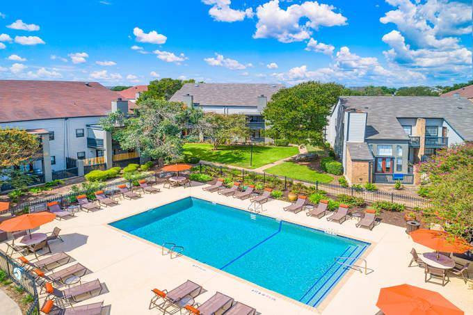 Apartment for rent at 11215 Research Blvd, Austin, TX 78759