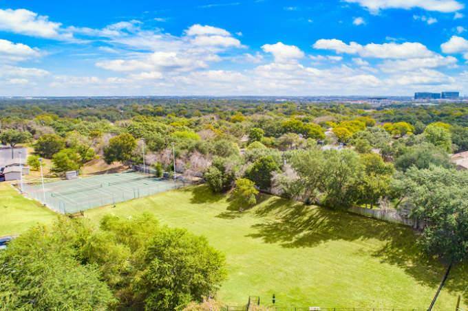 Apartment for rent at 11215 Research Blvd, Austin, TX 78759