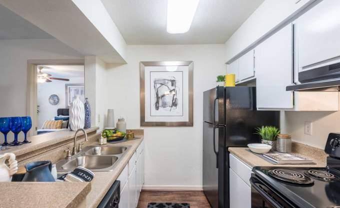 Apartment for rent at 10750 Westbrae Parkway #1047, Houston, TX 77031