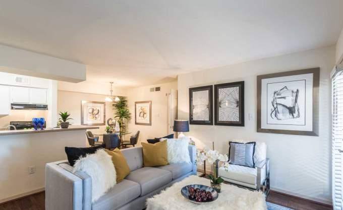 Apartment for rent at 10750 Westbrae Parkway #1047, Houston, TX 77031