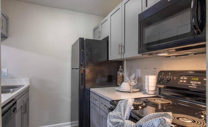 Apartment for rent at 1111 Golfview Dr, Richmond, TX 77469
