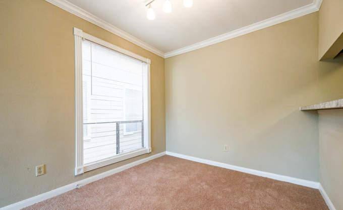 Apartment for rent at 1111 Golfview Dr, Richmond, TX 77469
