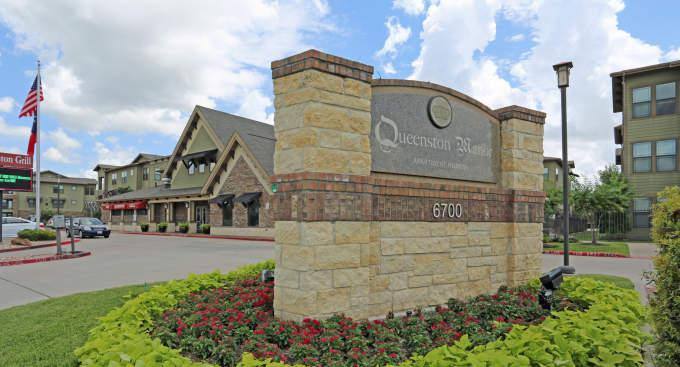 Apartment for rent at 6700 Queenston Blvd #2047, Houston, TX 77084