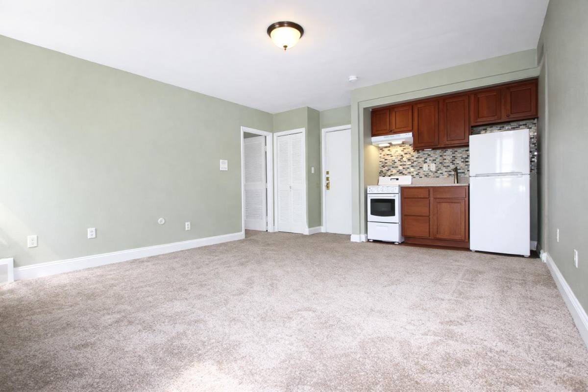 Apartment for rent at 300 Melwood Ave #4651 Centre, Pittsburgh, PA 15213