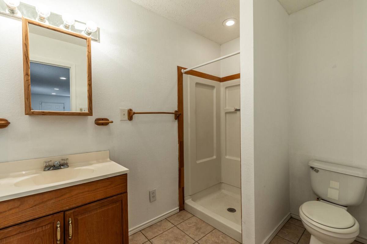 House for rent at 140 County Rd, Clifton, TX 76634